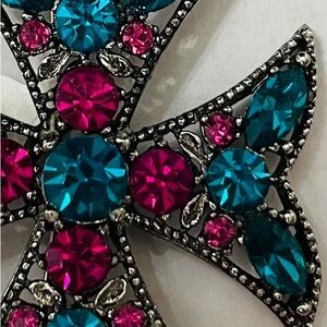 Vintage Maltese Cross brooch/pendant with prong set crystals-scroll border-NICE
